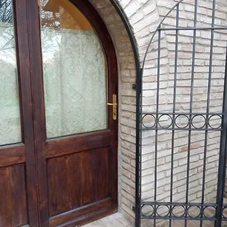 All'ombra Di San Damiano 2*