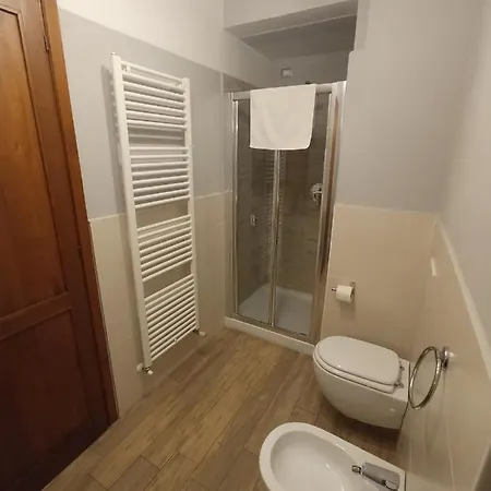 Guest house All'ombra Di San Damiano 2*