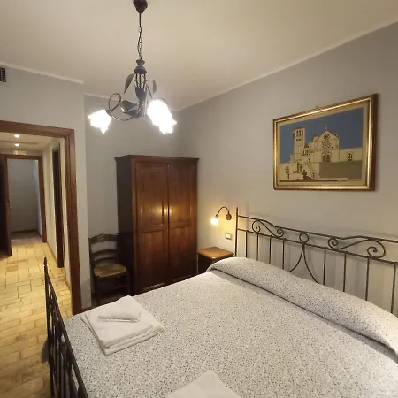 Guest house All'ombra Di San Damiano 2*