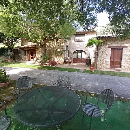 All'ombra Di San Damiano Guest house 2*